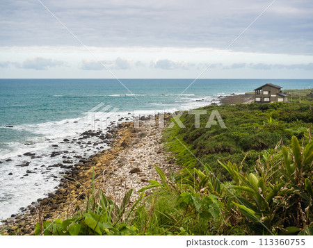 Coast view 113360755