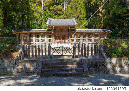 Sakyo Ward, Kyoto City, 91st Emperor Go-Uda's Mausoleum at Rengehoji Temple 113361295