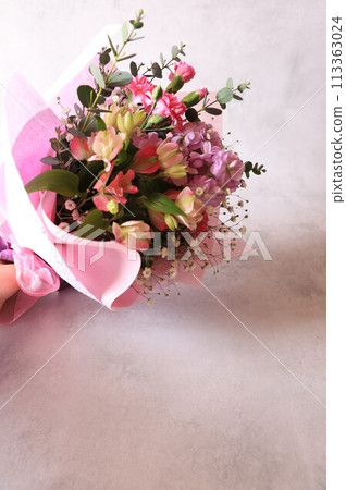 Spring flower bouquet Spring flower bouquet 113363024