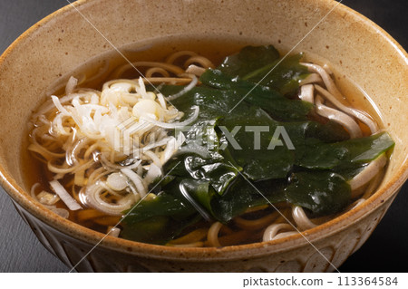 Wakame soba Wakame soba 113364584