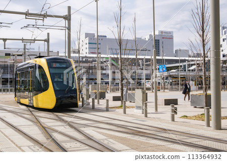 Utsunomiya Light Rail: A modern train heading to Haga from the east exit of Utsunomiya Station, Utsunomiya City, Tochigi Prefecture Utsunomiya Light Rail: A modern train heading to Haga from the east exit of Utsunomiya Station, Utsunomiya City, Tochigi Prefecture 113364932