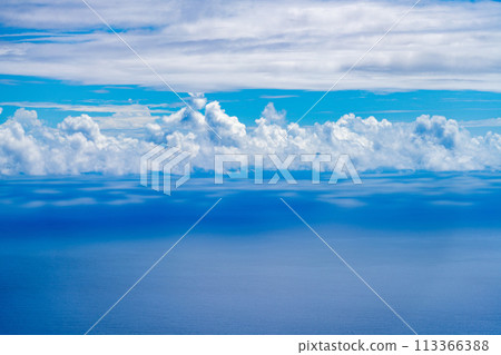 機上度假引擎暑假觀光旅遊飛機晨海翼座椅進港靠窗座位 113366388