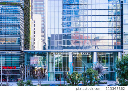 Tokyo Midtown Yaesu is a large-scale commercial complex at the Yaesu exit of Tokyo Station. [Tokyo Metropolitan Scenery] 113368862