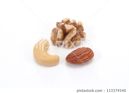 Mixed nuts Mixed nuts 113374540