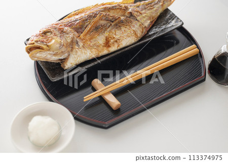 Whole Threadfin Snapper Grilled with Salt Whole Threadfin Snapper Grilled with Salt 113374975