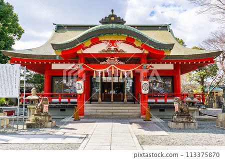 Kureha Shrine in Muromachi, Ikeda City, Osaka Prefecture, the shrine of Kurehatorihime, worship hall Kureha Shrine in Muromachi, Ikeda City, Osaka Prefecture, the shrine of Kurehatorihime, worship hall 113375870