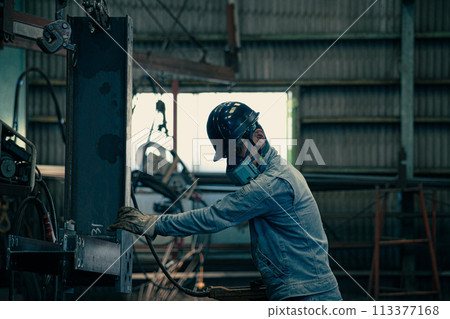 Factory welder Factory welder 113377168