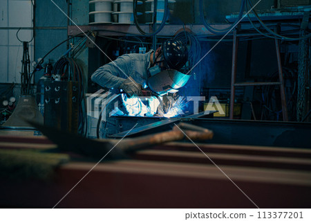 工廠焊工 工廠焊工 113377201