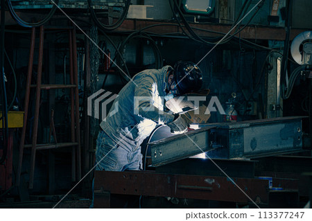 Factory welder Factory welder 113377247