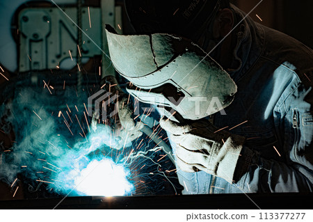 鐵廠工人 113377277
