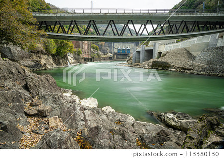 View of the Amagase Dam from under the Shirako Bridge, Uji City, Kyoto Prefecture 113380130