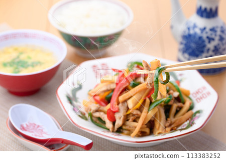 Chinese food: Green pepper and pork stir fry Chinese food: Green pepper and pork stir fry 113383252