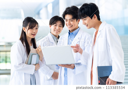 University students studying at a science university 113385534