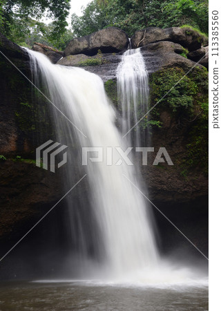 Haew Suwat Waterfall (Nam tok Haew Suwat) Haew Suwat Waterfall (Nam tok Haew Suwat) 113385560