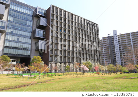 Tokyo University of Science Katsushika Campus "Research Building" Tokyo University of Science Katsushika Campus "Research Building" 113386785