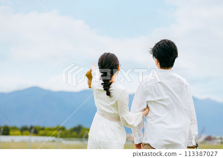 Image of honeymoon, honeymoon, traveling lover, couple, married couple 113387027