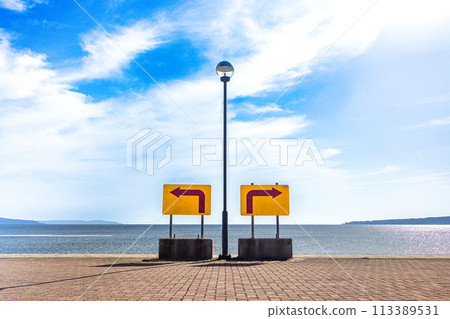 [Niigata Prefecture_Sado_Sawada Coast] Where does summer come from? Sawada Beach 113389531