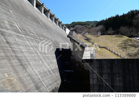 Scenery from Hayachine Dam in spring 113389800