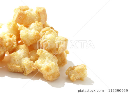 Rice crackers photographed on a white background 113390939