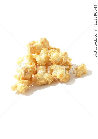 Rice crackers photographed on a white background 113390944