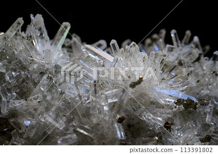 white crystal mineral texture white crystal mineral texture 113391802