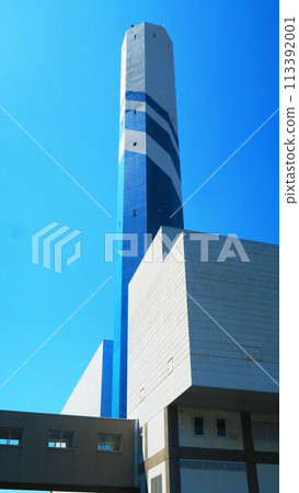 Scenery of the chimney and blue sky of the Asahi Environmental Center in Kawaguchi City, Saitama Prefecture Scenery of the chimney and blue sky of the Asahi Environmental Center in Kawaguchi City, Saitama Prefecture 113392001