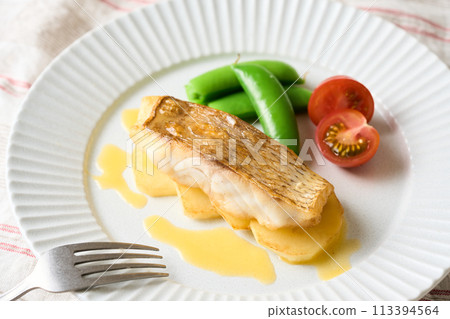 Poire of red snapper Poire of red snapper 113394564