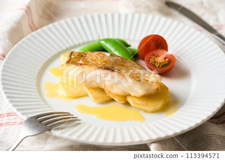 紅鯛魚的Poire 紅鯛魚的Poire 113394571