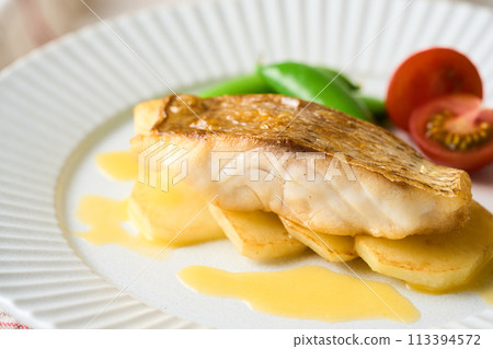 紅鯛魚的Poire 113394572