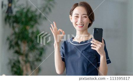 Beauty clinic, beauty salon, female staff Beauty clinic, beauty salon, female staff 113395817