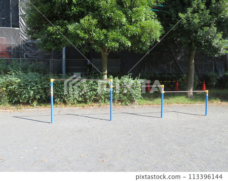 Steel bar 113396144