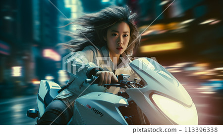 Cool woman driving a motorcycle 113396338