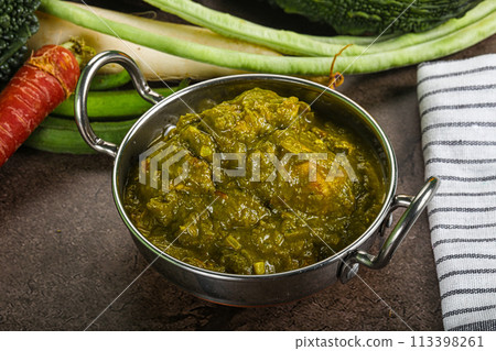 Indian cuisine - Chicken saagwala palak Indian cuisine - Chicken saagwala palak 113398261