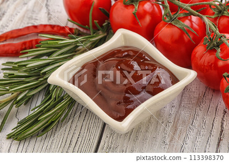 Tomato barbecue sauce on the bowl 113398370