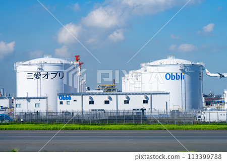 Airport, airplane, Haneda Airport, takeoff, engine, morning, bright, control tower, terminal, Sanai Oburi, fuel tank Airport, airplane, Haneda Airport, takeoff, engine, morning, bright, control tower, terminal, Sanai Oburi, fuel tank 113399788