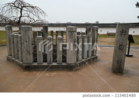[Hyogo Prefecture] Himeji Castle Okiku Well 113401480