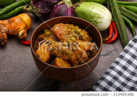 Indian traditional cuisine Aloo mutter Indian traditional cuisine Aloo mutter 113405366