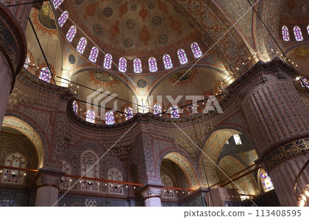 藍色清真寺內部，世界遺產，伊斯坦布爾，土耳其 113408595