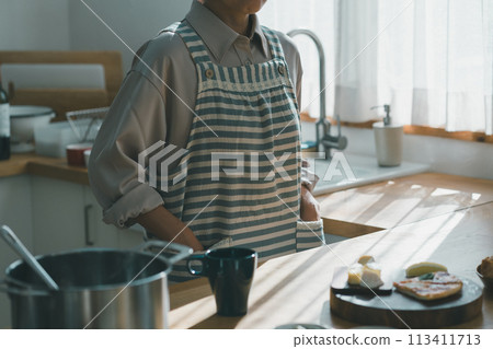 主婦 家庭主婦 中式料理 113411713