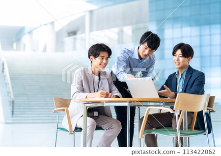 Young male engineers having a meeting Young male engineers having a meeting 113422062