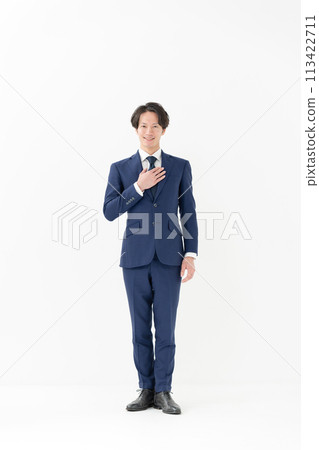 商務男子全身站立 113422711
