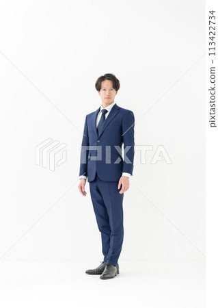 Business man, full body, standing 113422734