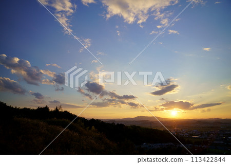 秋天/紅色的傍晚 113422844