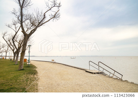 Beach at The Neusiedl am See lake, Austria. 113423066