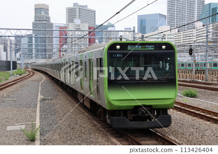 山手線E235列車 113426404