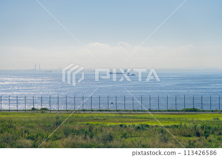 Airport, airplane, Haneda Airport, engine, morning, bright, control tower, terminal, runway D 113426586
