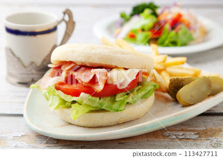 英式鬆餅 BLT 三明治 113427711