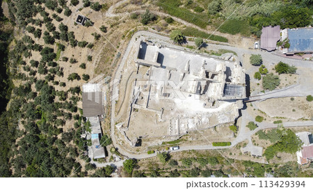 Ruins of the castle in Fiumefreddo Bruzio, Cosenza, Italy 113429394