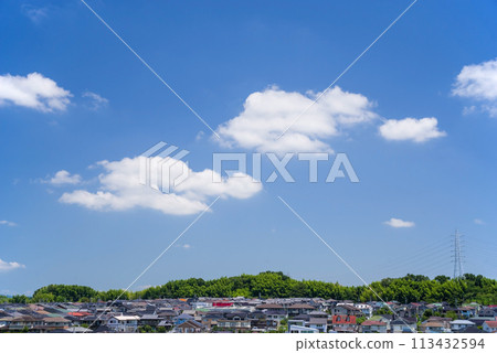 《郊區風景》 從山上看住宅區 《郊區風景》 從山上看住宅區 113432594