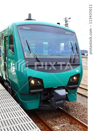 Resort Shirakami train stopped at Fukaura Station on the Gono Line Resort Shirakami train stopped at Fukaura Station on the Gono Line 113435011